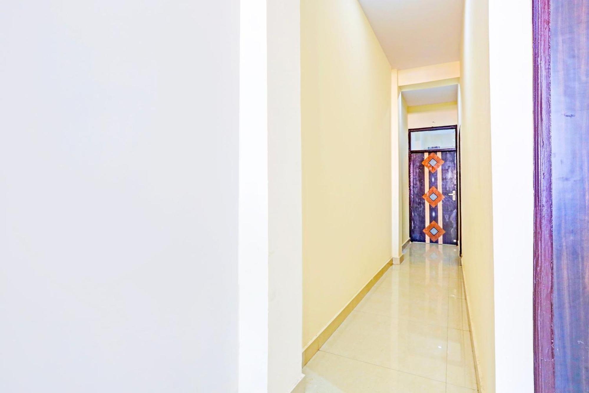Hotel O Redbull Inn คูร์เคาน์ ภายนอก รูปภาพ